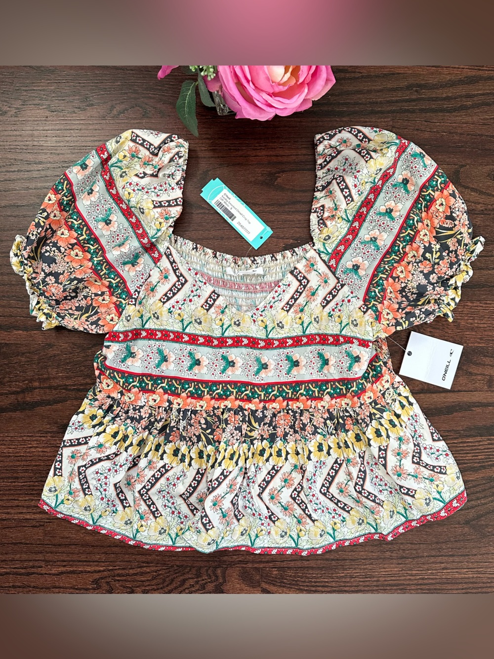 NWT O’Neill Kaisley Smocked crop top in size S.